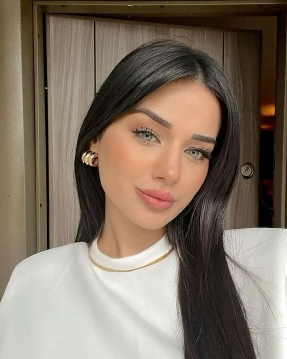 Олена Міркова